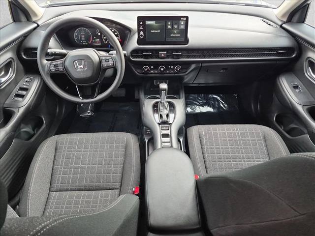 Certified 2027 Honda HR-V LX image 17