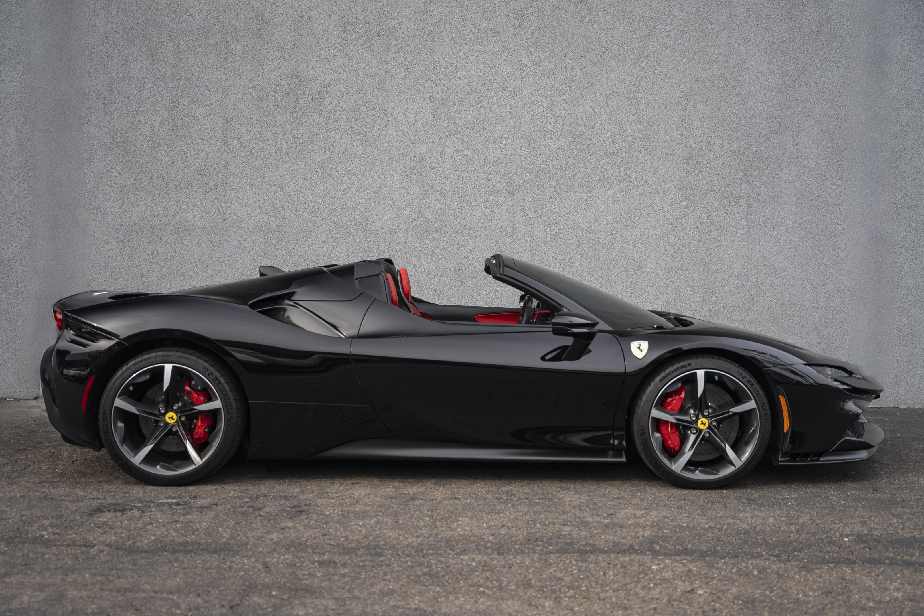 Certified 2025 Ferrari SF90 Spider image 6