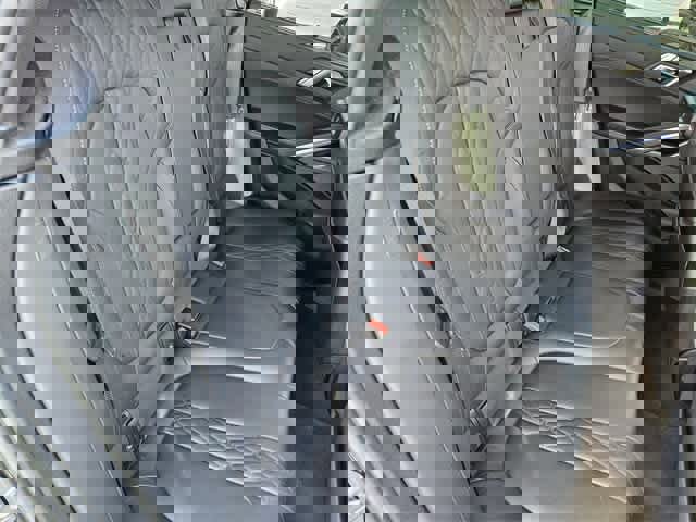 Used 2023 BMW X6 xDrive40i w/ Executive Package image 20