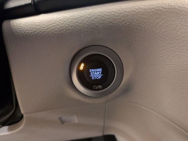 Used 2023 Chrysler Pacifica Touring-L FWD image 21