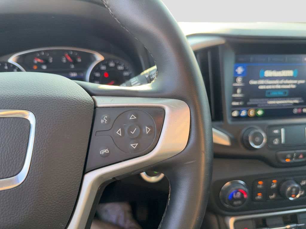 Used 2024 GMC Terrain SLT AWD/4WD image 15