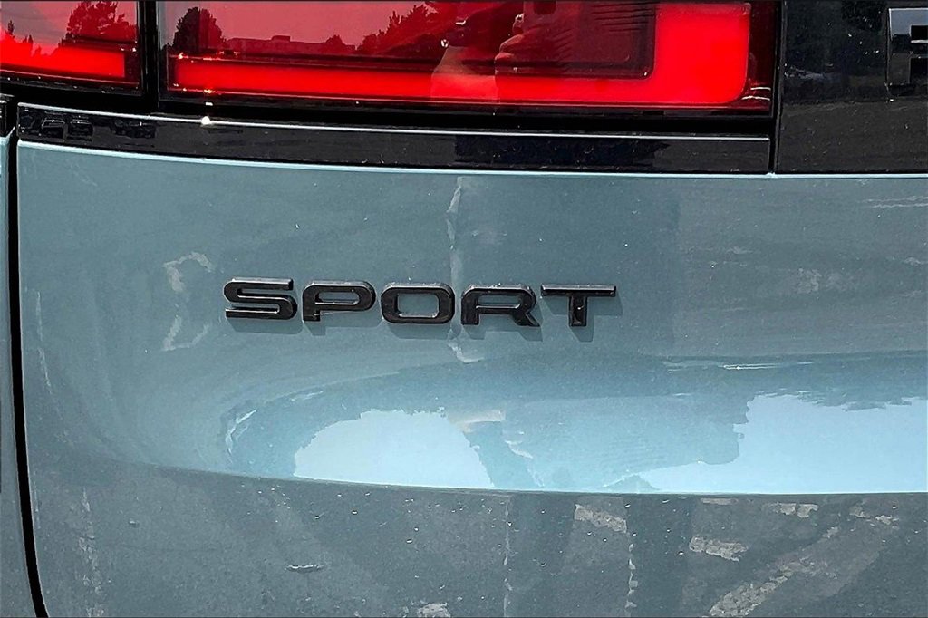 New 2025 Land Rover Range Rover Sport Dynamic SE image 9