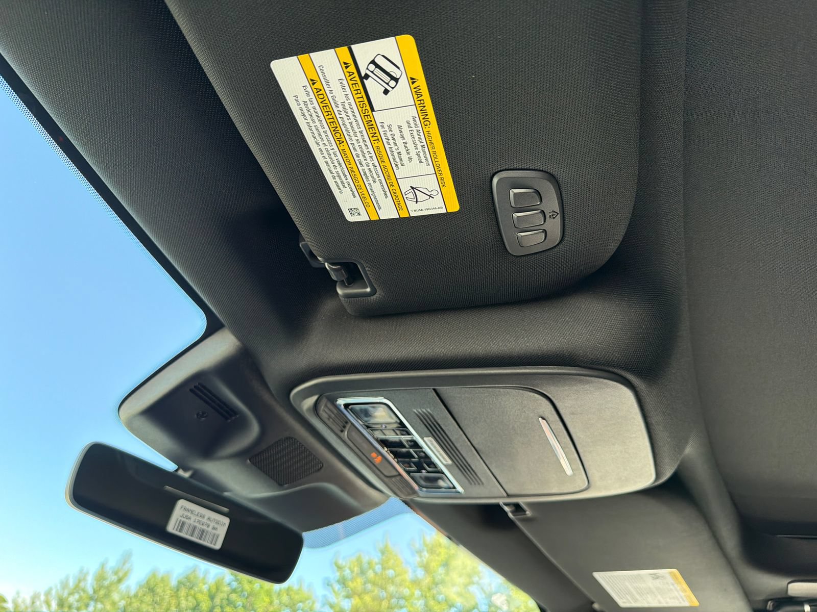 New 2026 Lincoln Navigator Reserve AWD/4WD image 30