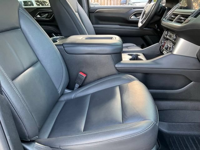 Used 2024 Chevrolet Suburban Z71 w/ Luxury Package AWD/4WD image 22