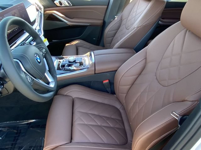 Used 2026 BMW X5 xDrive50e w/ Executive Package AWD/4WD image 19