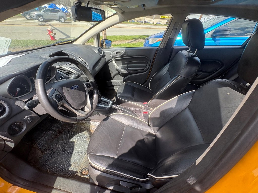 Used 2011 Ford Fiesta SES w/ 301A Rapid Spec Order Code image 5