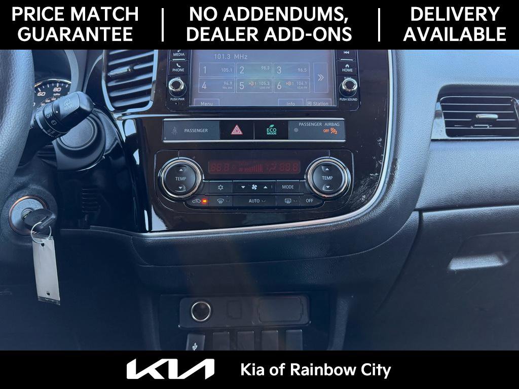 Used 2019 Mitsubishi Outlander ES image 31