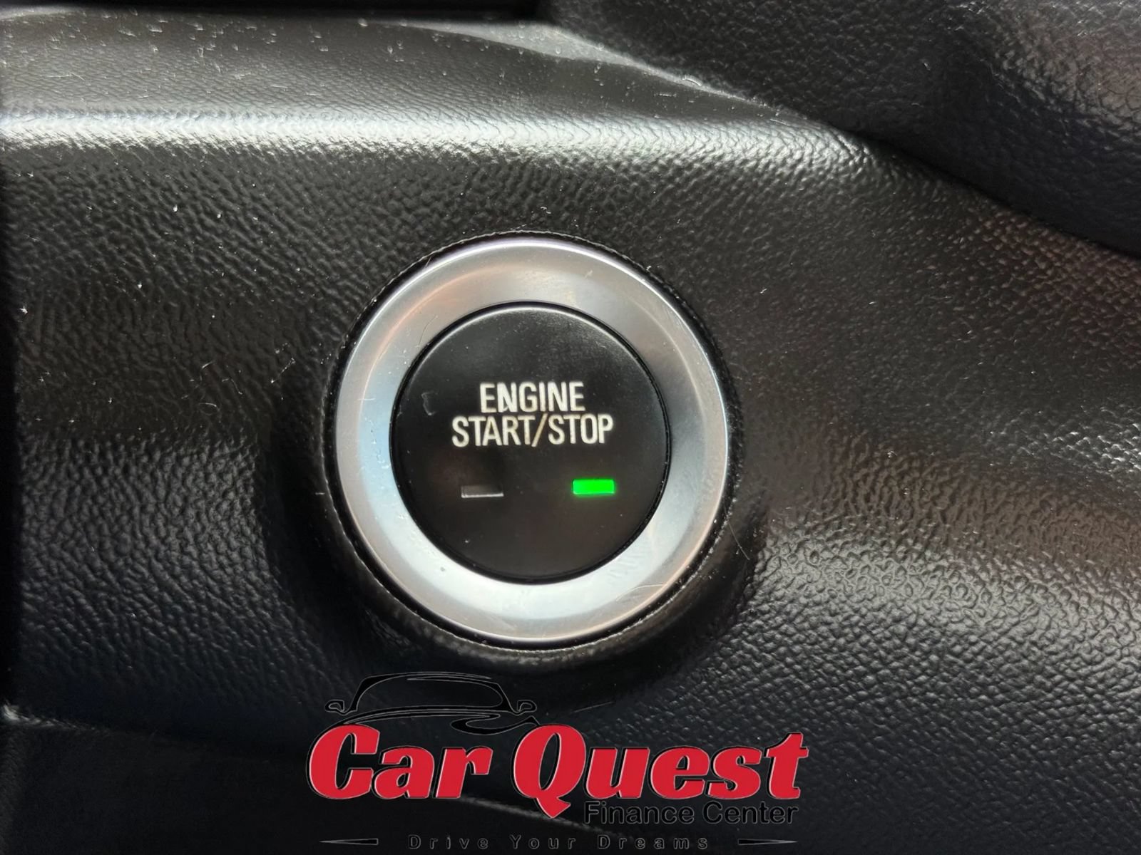 Used 2018 GMC Terrain SLE w/ Driver Convenience Package FWD image 29