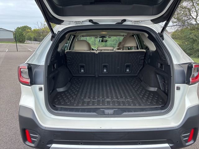Used 2022 Subaru Outback Limited image 11