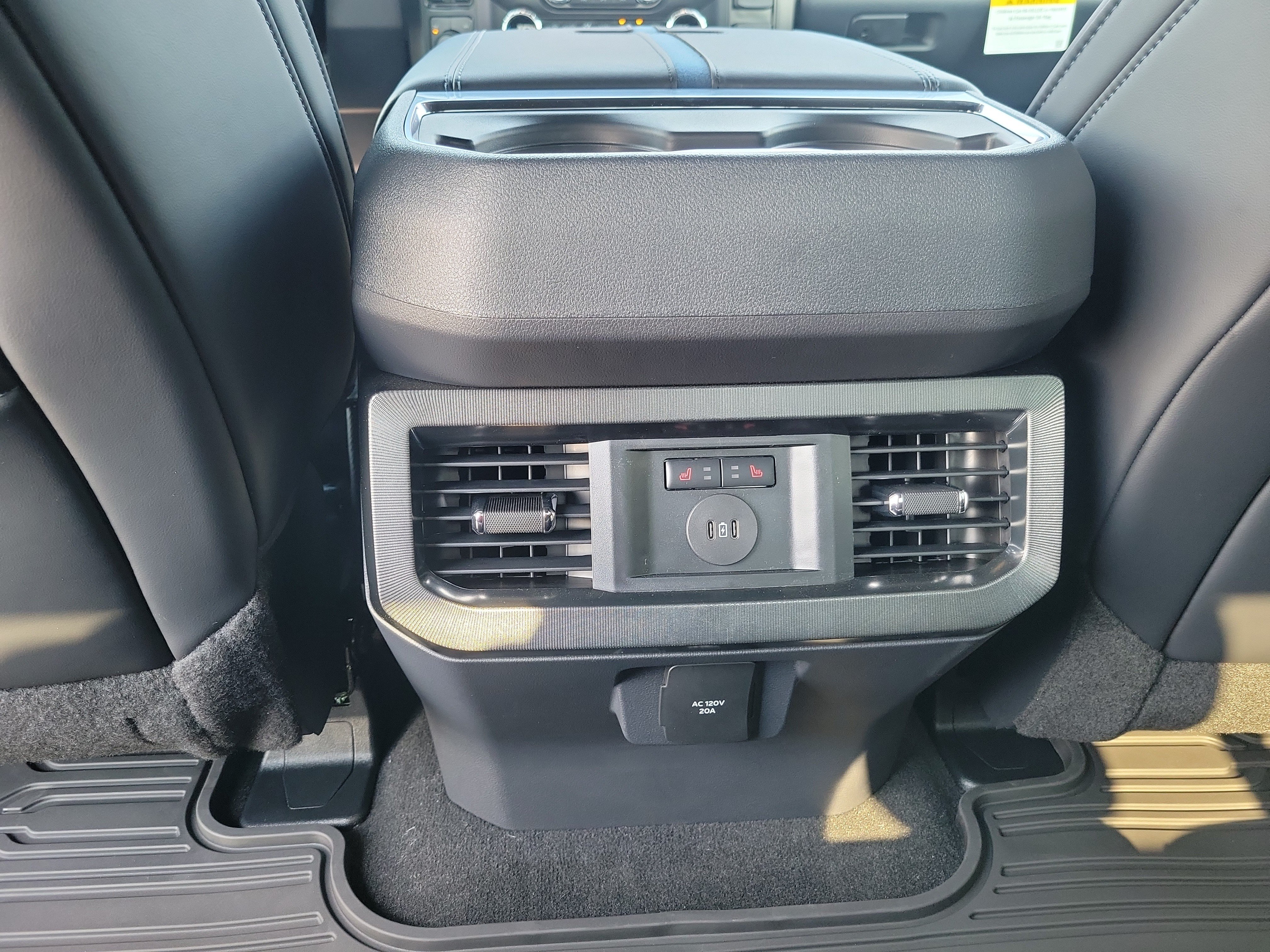 New 2026 Ford F350 Platinum AWD/4WD image 15