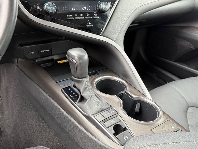 Used 2023 Toyota Camry XSE FWD image 22