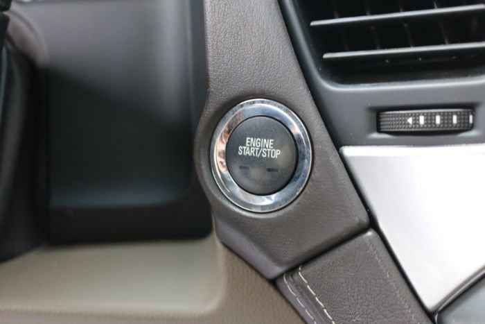 Used 2017 Chevrolet Suburban Premier image 25