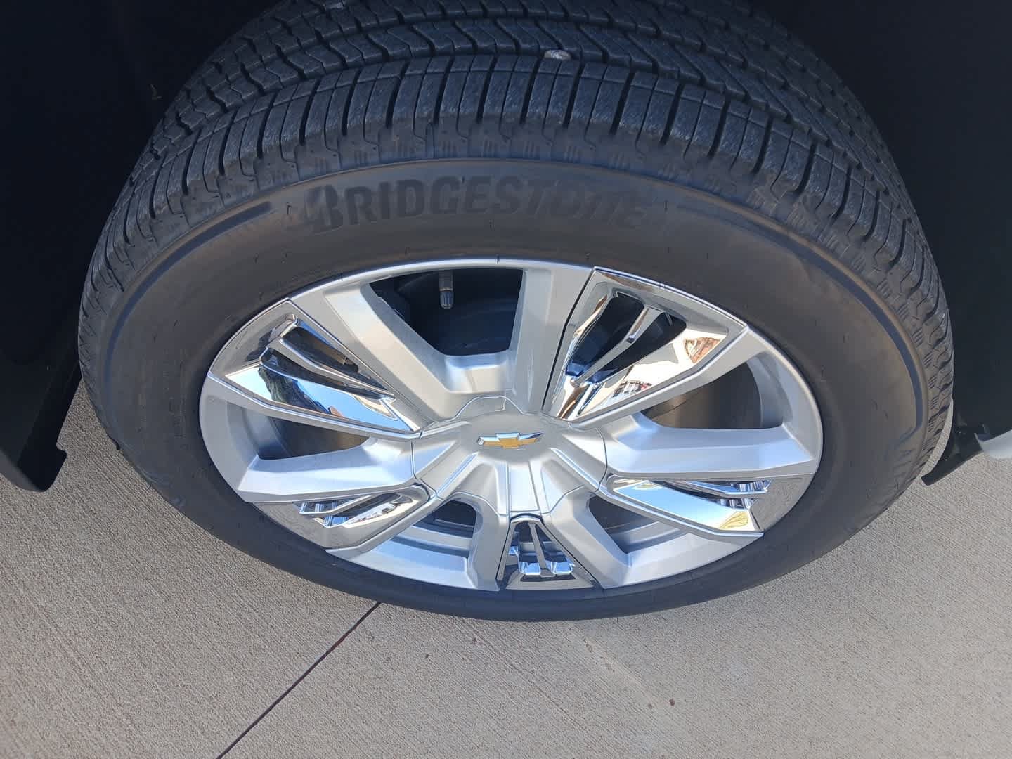 New 2026 Chevrolet Silverado 1500 High Country w/ High Country Premium Package AWD/4WD image 19