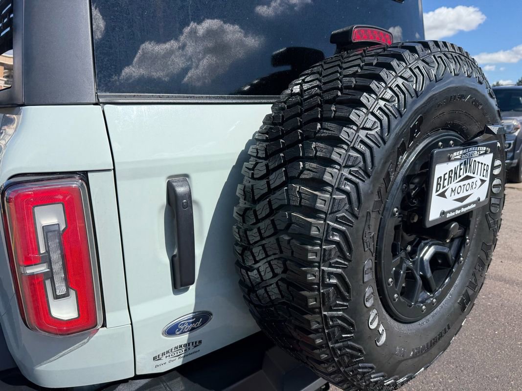 Used 2023 Ford Bronco Wildtrak image 13