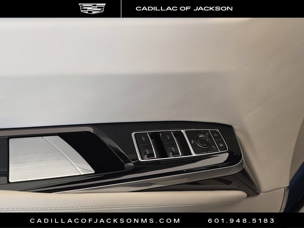 Certified 2026 Cadillac Escalade Platinum Sport w/ LPO, Floor Liner Package AWD/4WD image 13