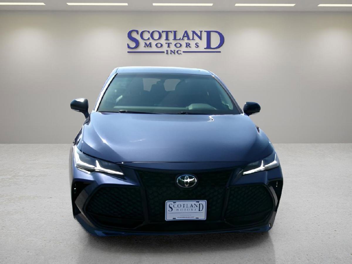 Used 2020 Toyota Avalon Touring w/ All Weather Liner Package FWD image 3