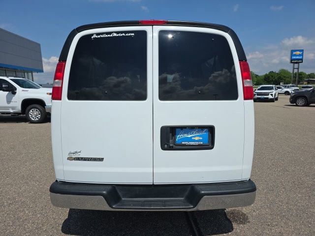 Used 2020 Chevrolet Express 3500 LT w/ LT Preferred Equipment Group RWD image 37