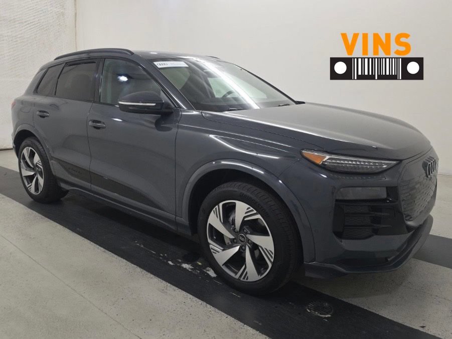 Used 2025 Audi Q6 e-tron Premium Plus w/ Premium Plus