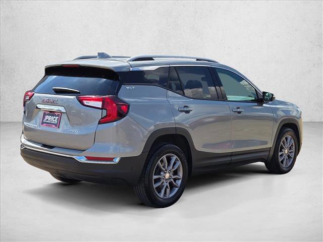 Used 2024 GMC Terrain SLT AWD/4WD image 5