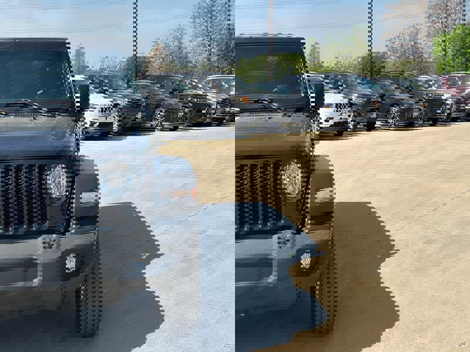 Used 2022 Jeep Wrangler Unlimited Sport image 3