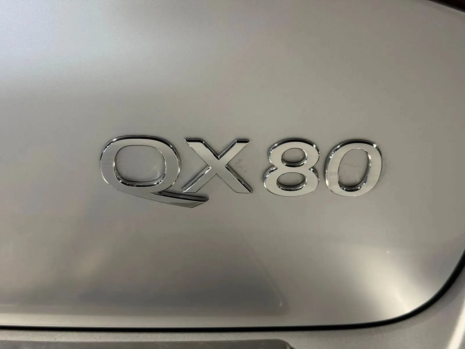 Used 2015 INFINITI QX80 2WD w/ Deluxe Technology Package image 11