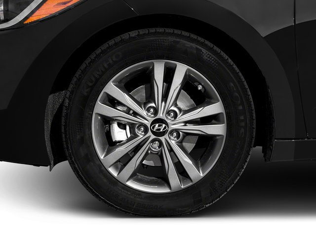 Used 2018 Hyundai Elantra SE FWD image 14