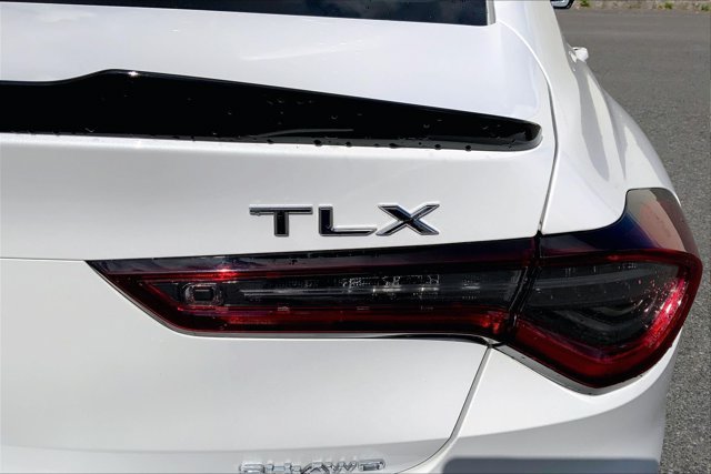 Used 2022 Acura TLX w/ A-SPEC Package AWD/4WD image 7