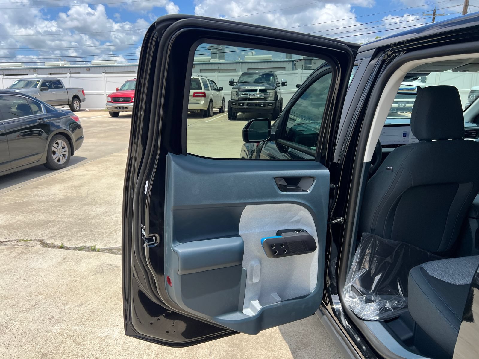 New 2026 Ford Maverick XLT FWD image 12
