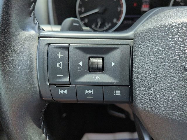 Used 2025 Nissan Rogue SV FWD image 16