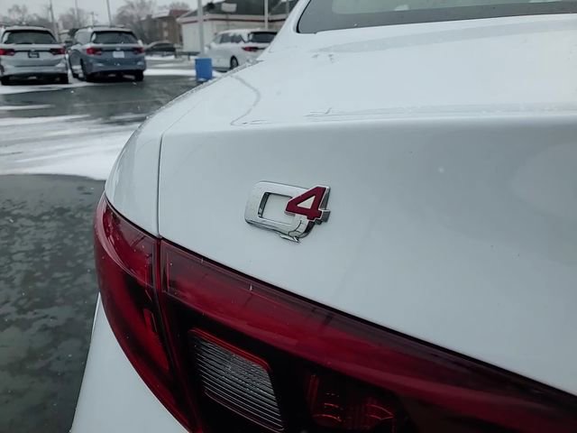 Used 2023 Alfa Romeo Giulia Ti image 8