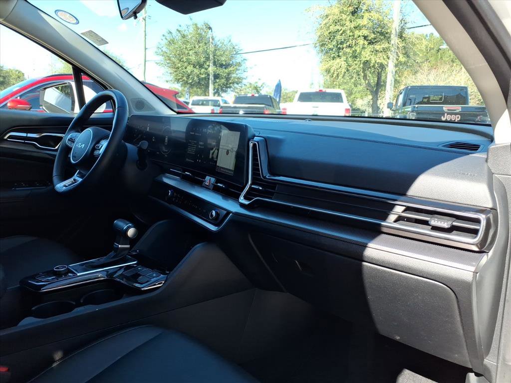 Used 2024 Kia Sportage SX image 19