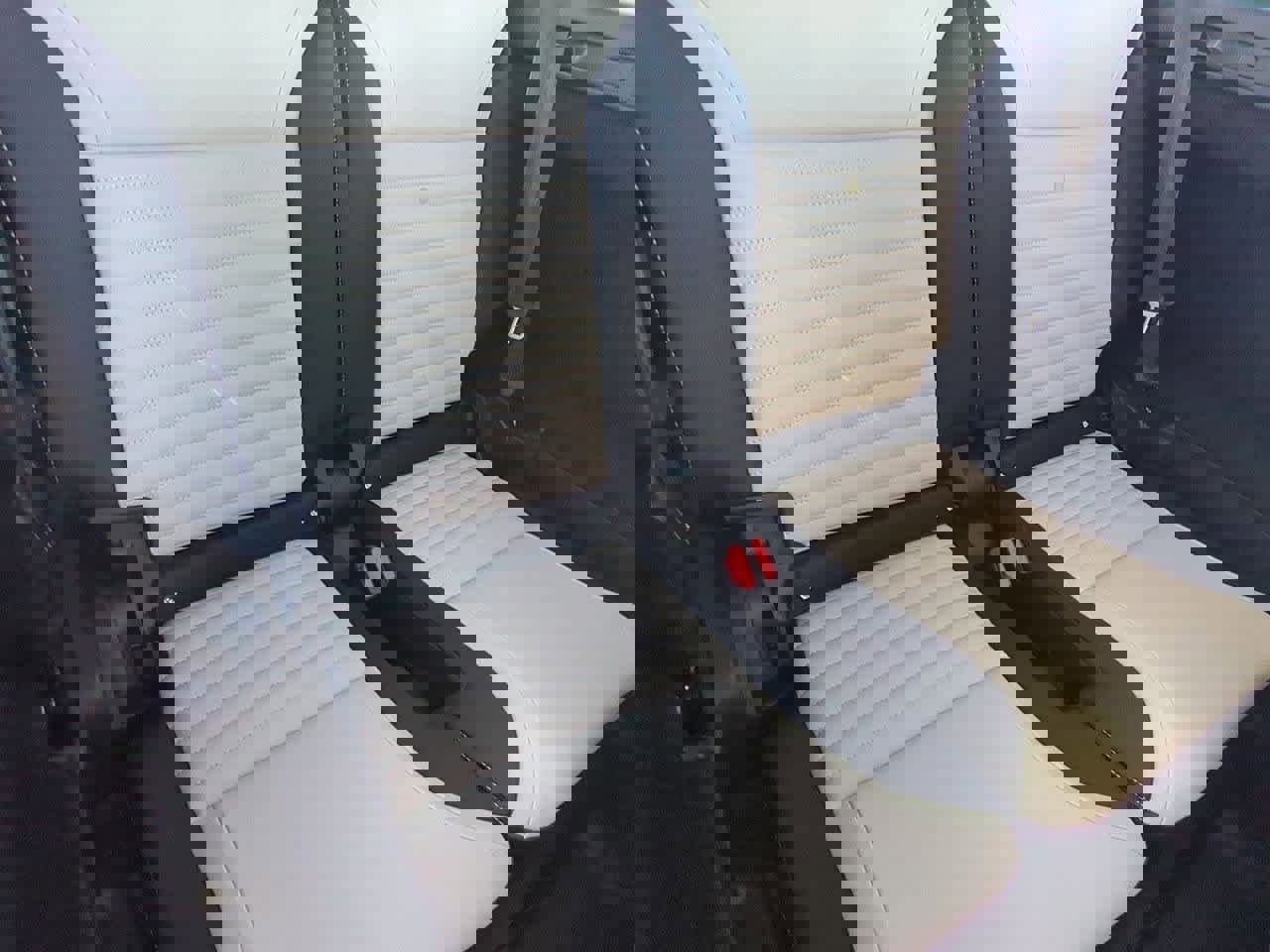 Used 2023 Land Rover Discovery S R-Dynamic image 20