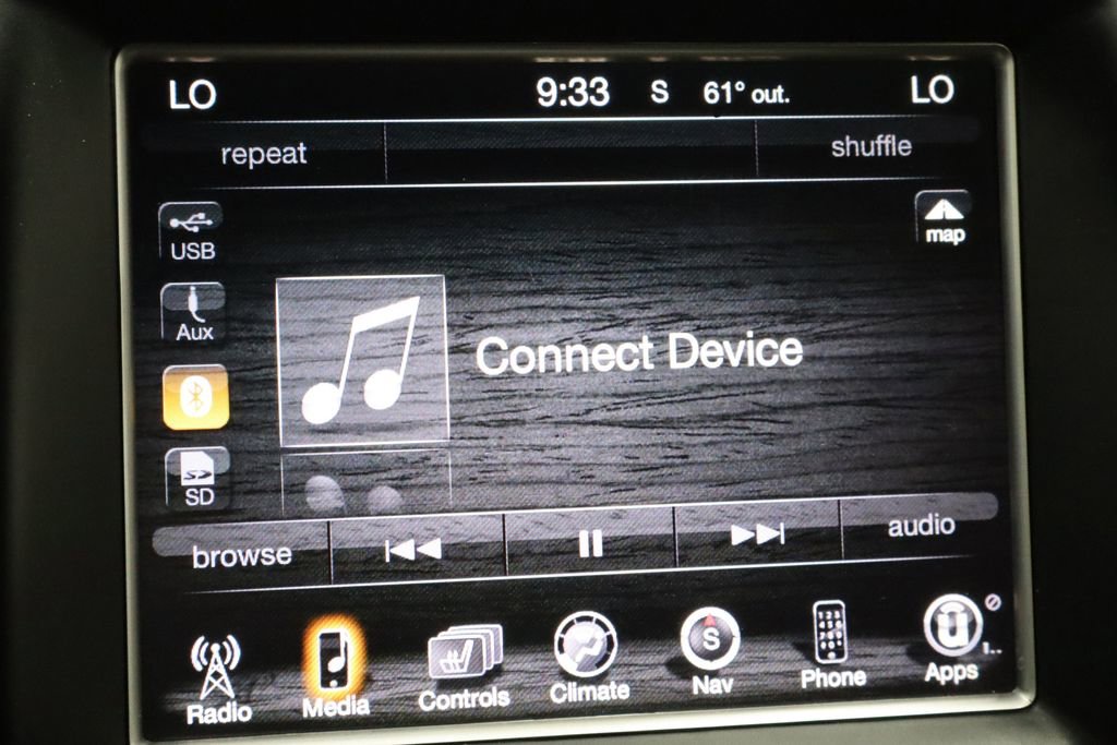 Used 2015 Jeep Grand Cherokee High Altitude image 38