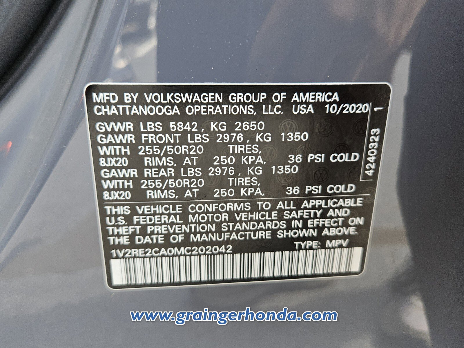 Used 2021 Volkswagen Atlas Cross Sport SE w/ Panoramic Sunroof Package image 14