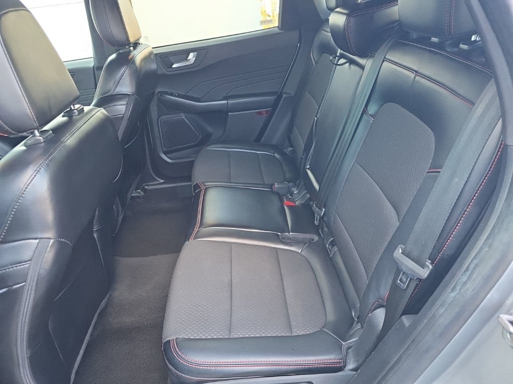 Used 2024 Ford Escape ST-Line image 28
