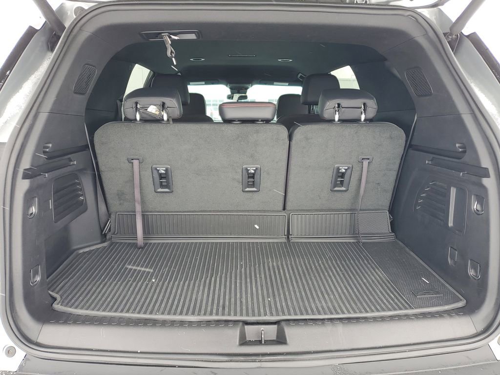 Used 2024 Chevrolet Traverse Z71 image 29