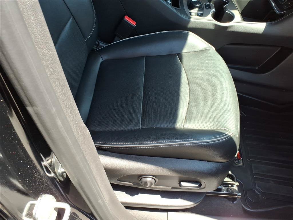 Used 2020 GMC Terrain Denali w/ Denali Premium Package FWD image 18