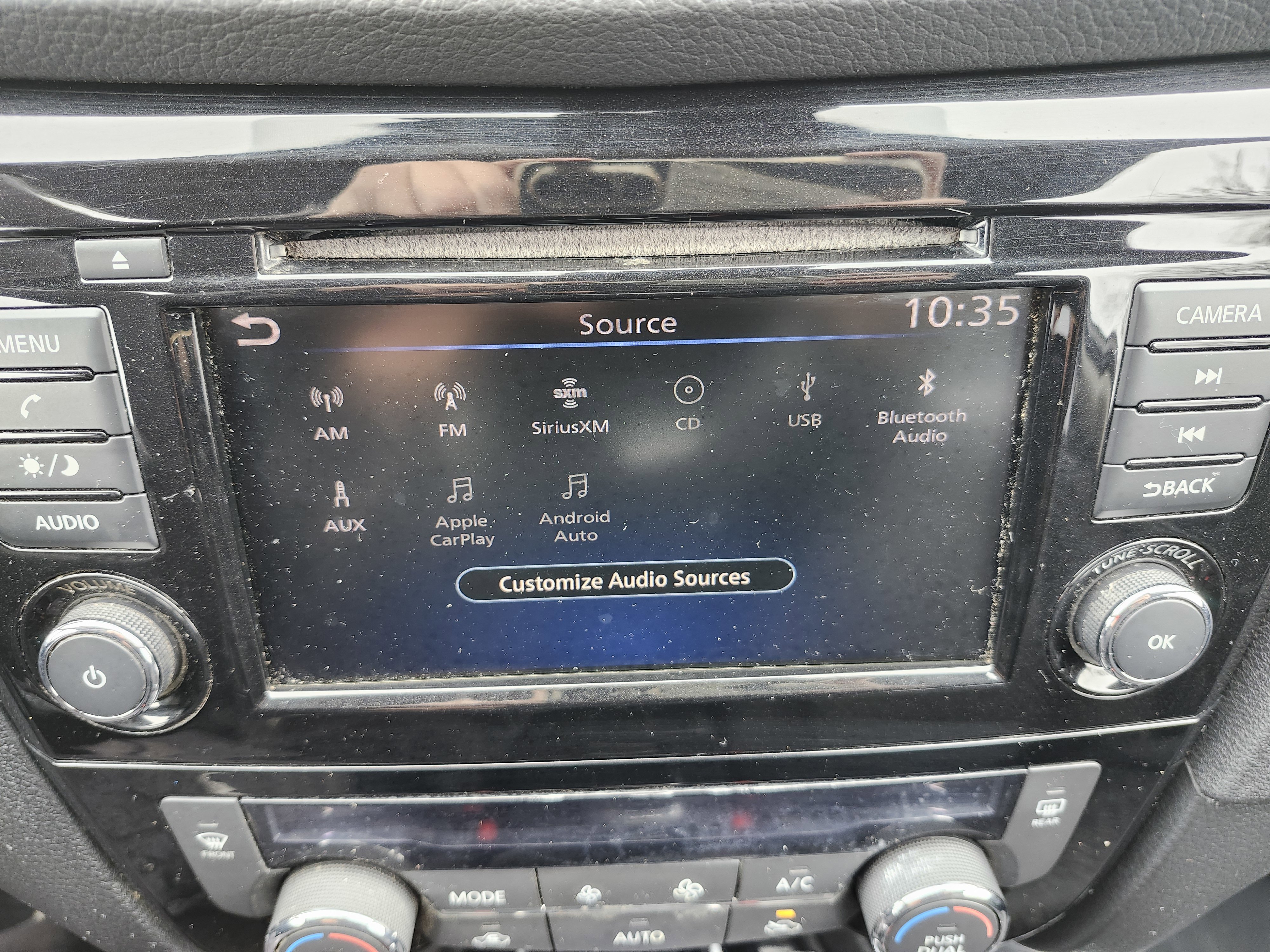 Used 2020 Nissan Rogue SV image 4