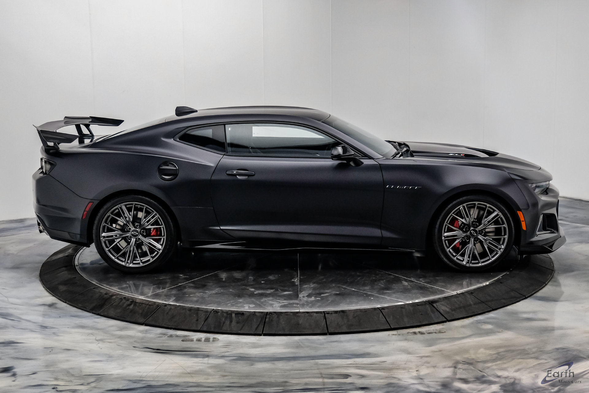 Used 2024 Chevrolet Camaro ZL1 RWD image 28