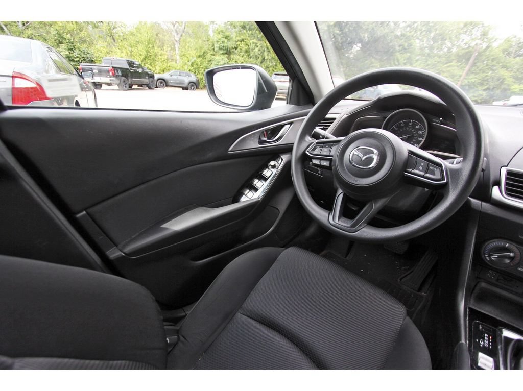Used 2018 MAZDA MAZDA3 Sport FWD image 7