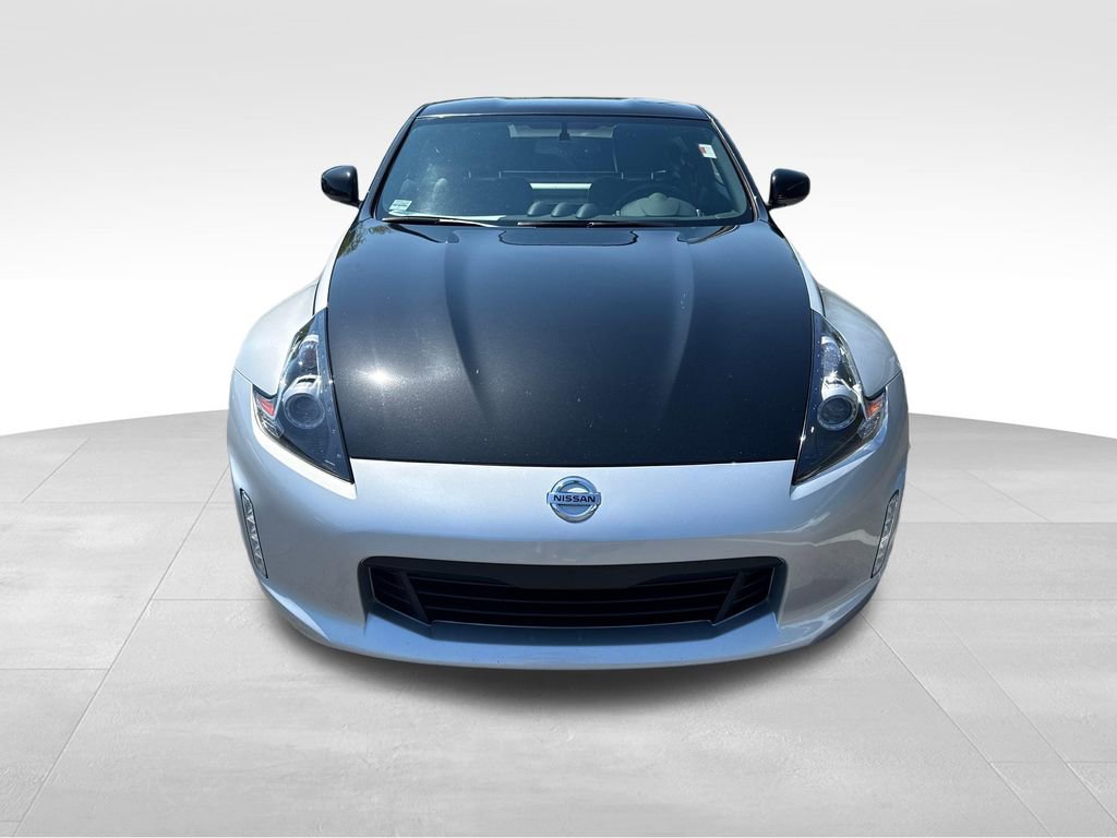 Used 2020 Nissan 370Z image 8