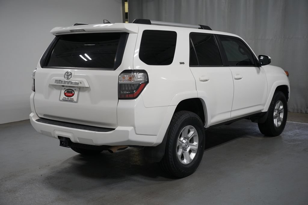 Certified 2019 Toyota 4Runner SR5 AWD/4WD image 8