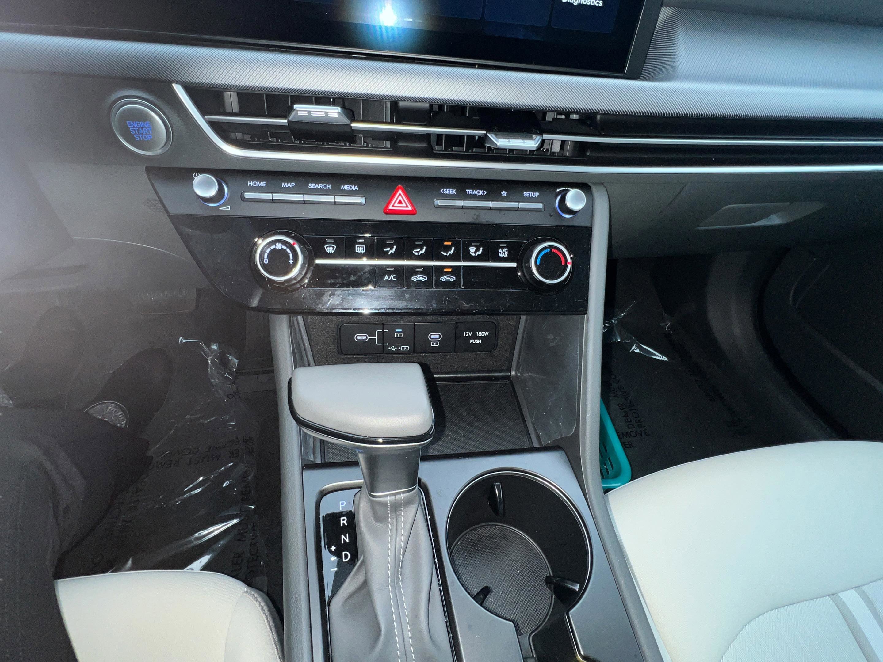 Certified 2025 Hyundai Sonata SE image 14