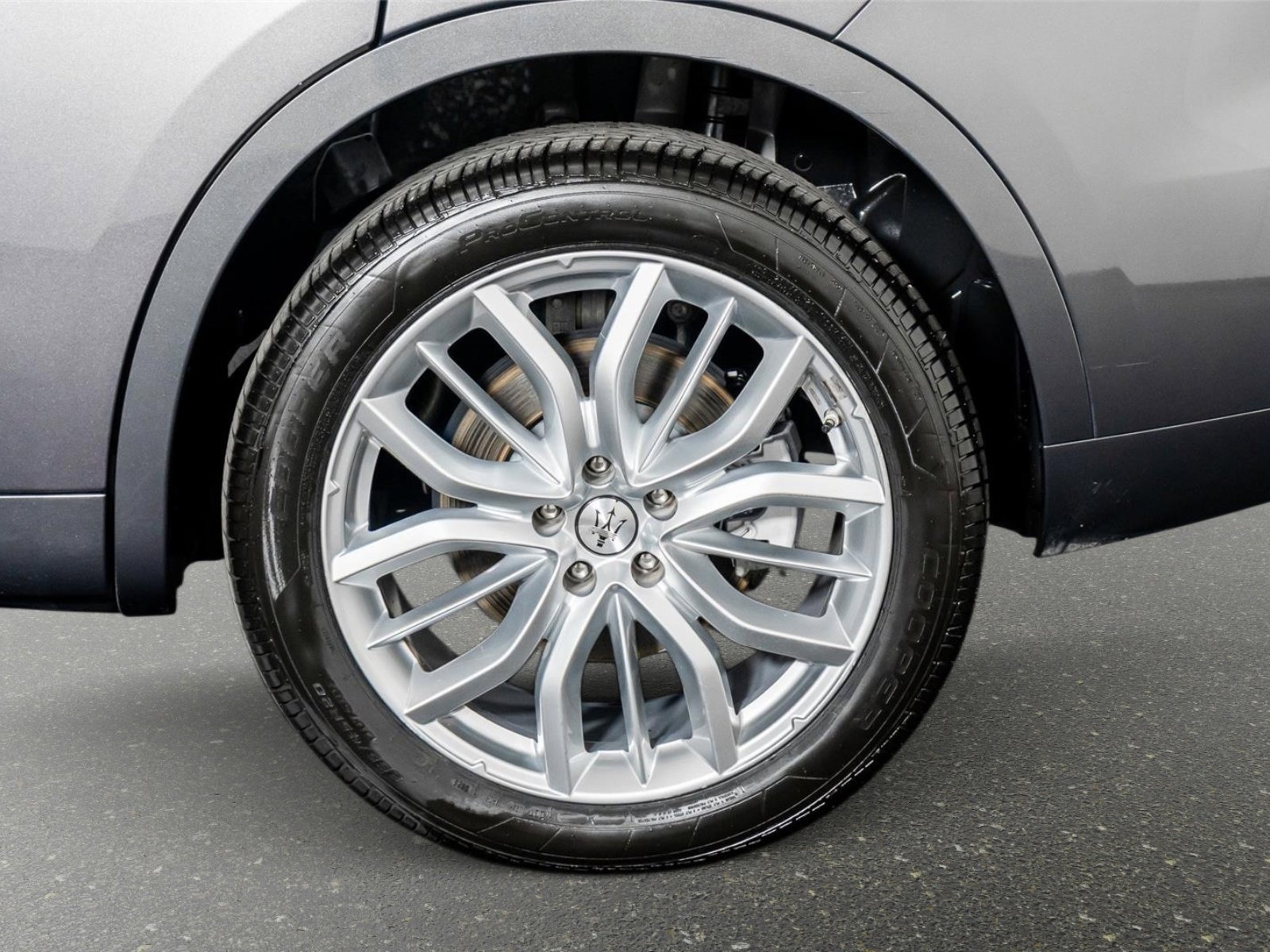 Used 2022 Maserati Levante GT image 10