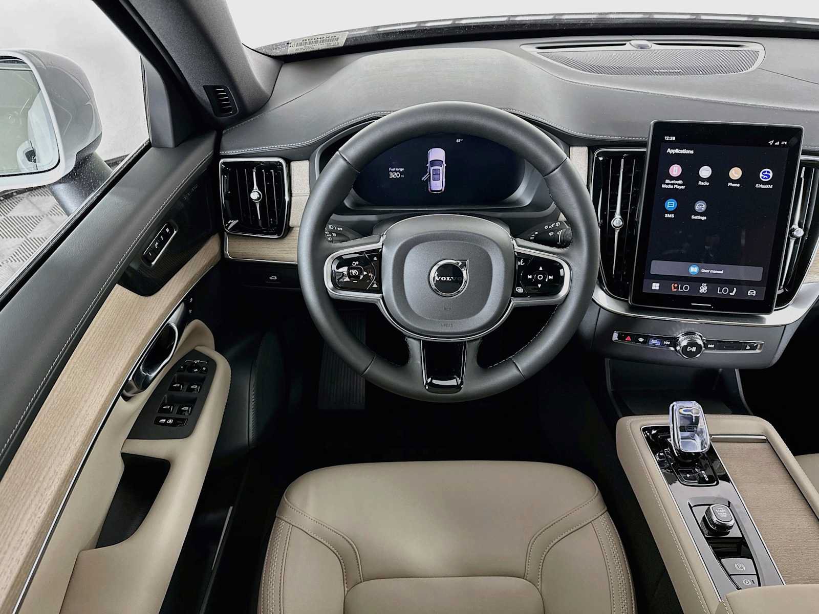 New 2026 Volvo XC90 B6 Plus w/ Protection Package Premier AWD/4WD image 20