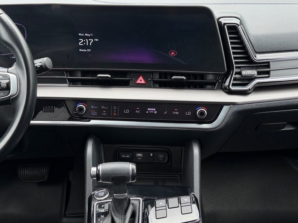 Used 2023 Kia Sportage EX FWD image 16