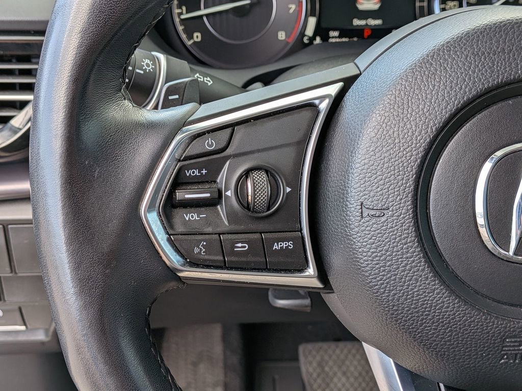 Used 2025 Acura RDX SH-AWD image 19
