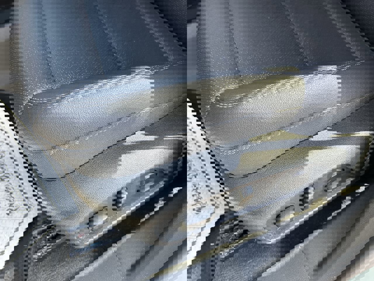 Used 2026 Chevrolet Equinox LT w/ Convenience Package II AWD/4WD image 23