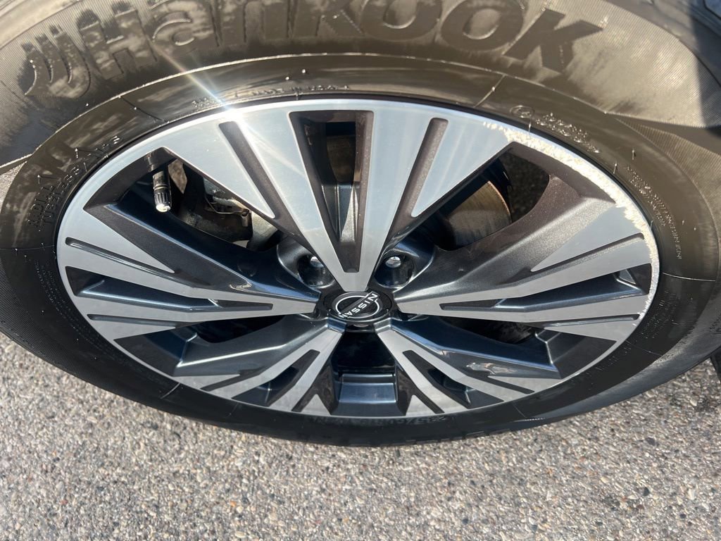 Certified 2023 Nissan Rogue SV w/ SV Premium B Package image 42