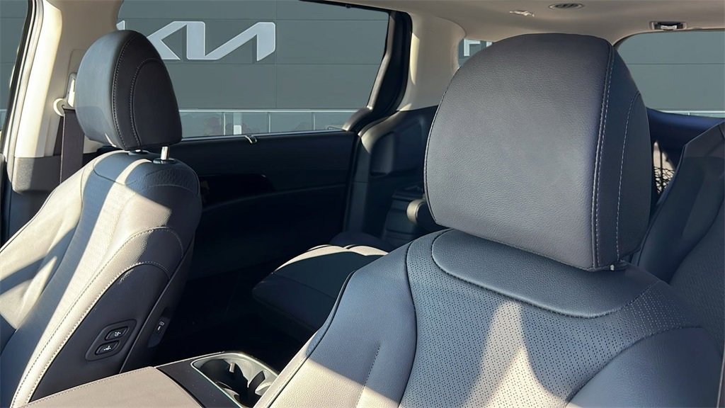 New 2026 Kia Carnival SX Prestige image 8